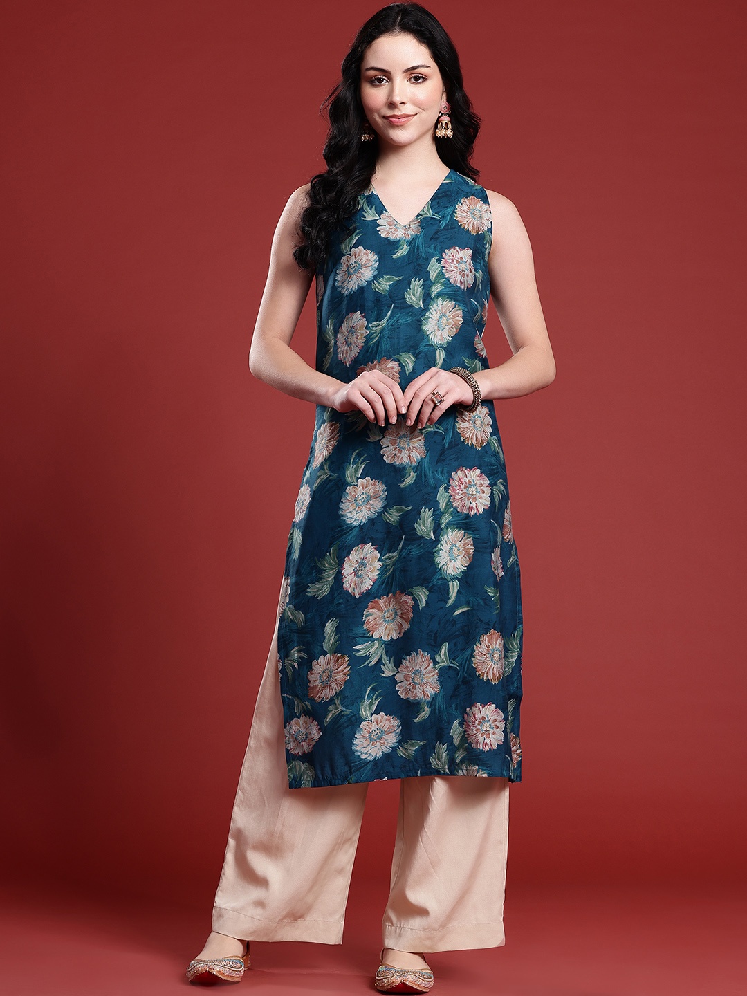 

Anouk Floral Printed V-Neck Straight Kurta, Teal