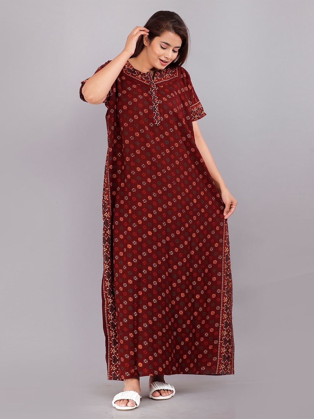

PR PINK ROYAL Women Printed Pure Cotton Maxi Nightdress, Maroon
