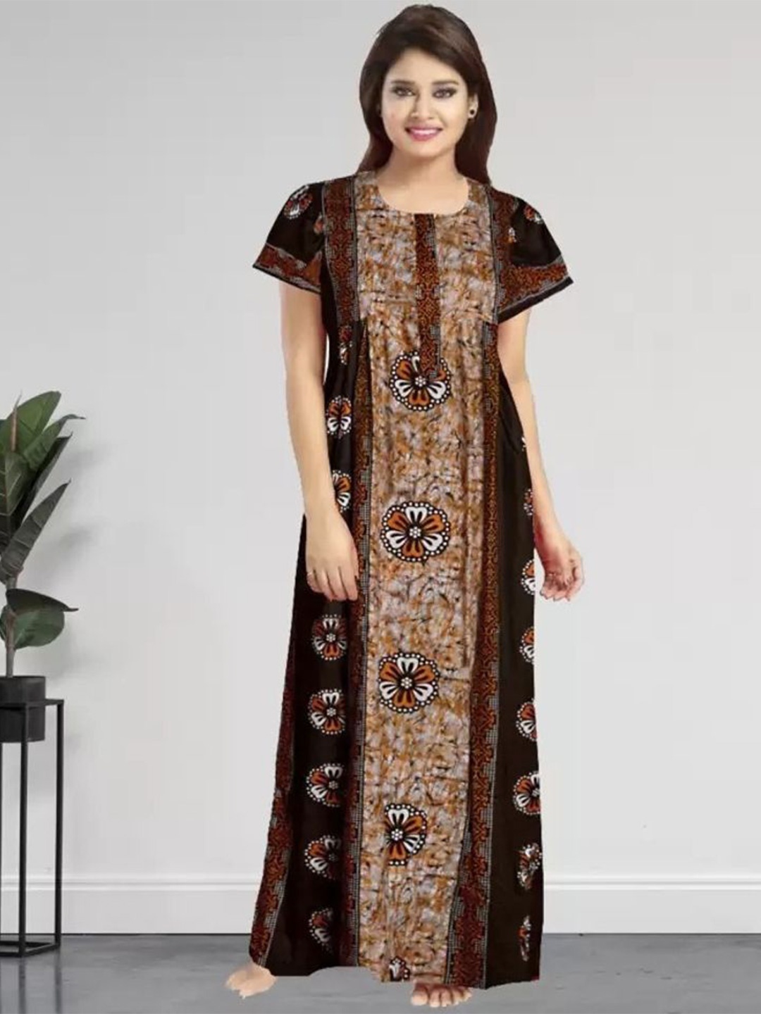 

PR PINK ROYAL Women Printed Pure Cotton Maxi Nightdress, Brown