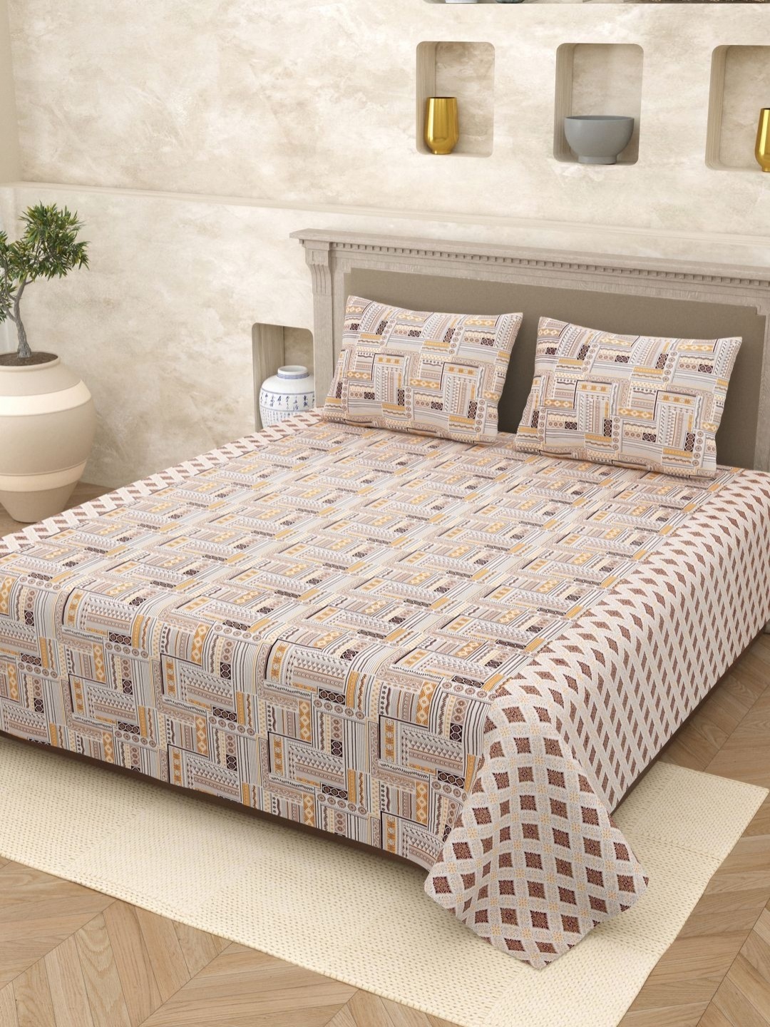 

Myntra Elegant Homes Beige Printed Pure Cotton 210 TC Queen Bedsheet Set 2.65m x 2.20m