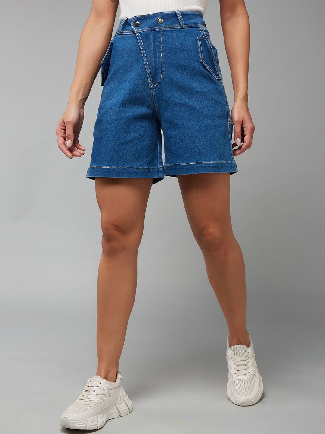 

DOLCE CRUDO Women Relaxed Fit Denim Shorts, Blue