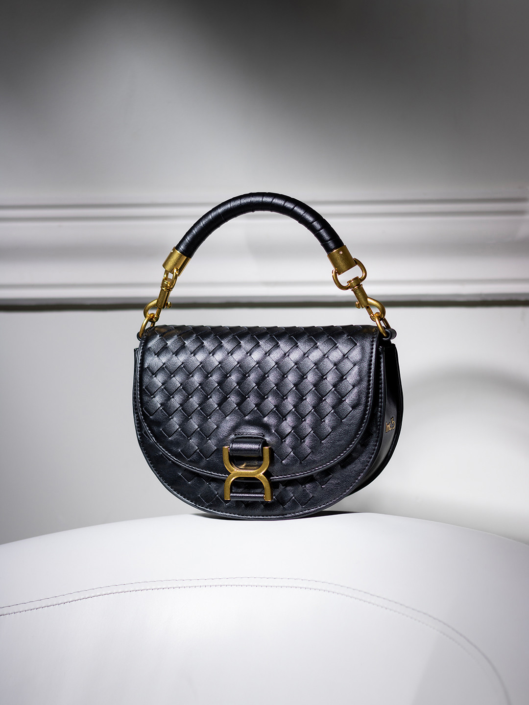 

Inc 5 Women Textured Half Moon Leather Handheld Bag, Black