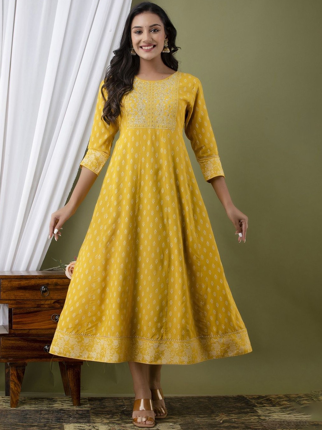 

Demirner Floral Printed Woven Design Anarkali Kurta, Yellow