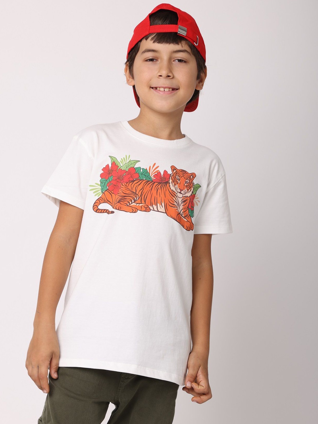 

Wakai Boys Graphic Printed Round Neck Cotton T-shirt, Off white