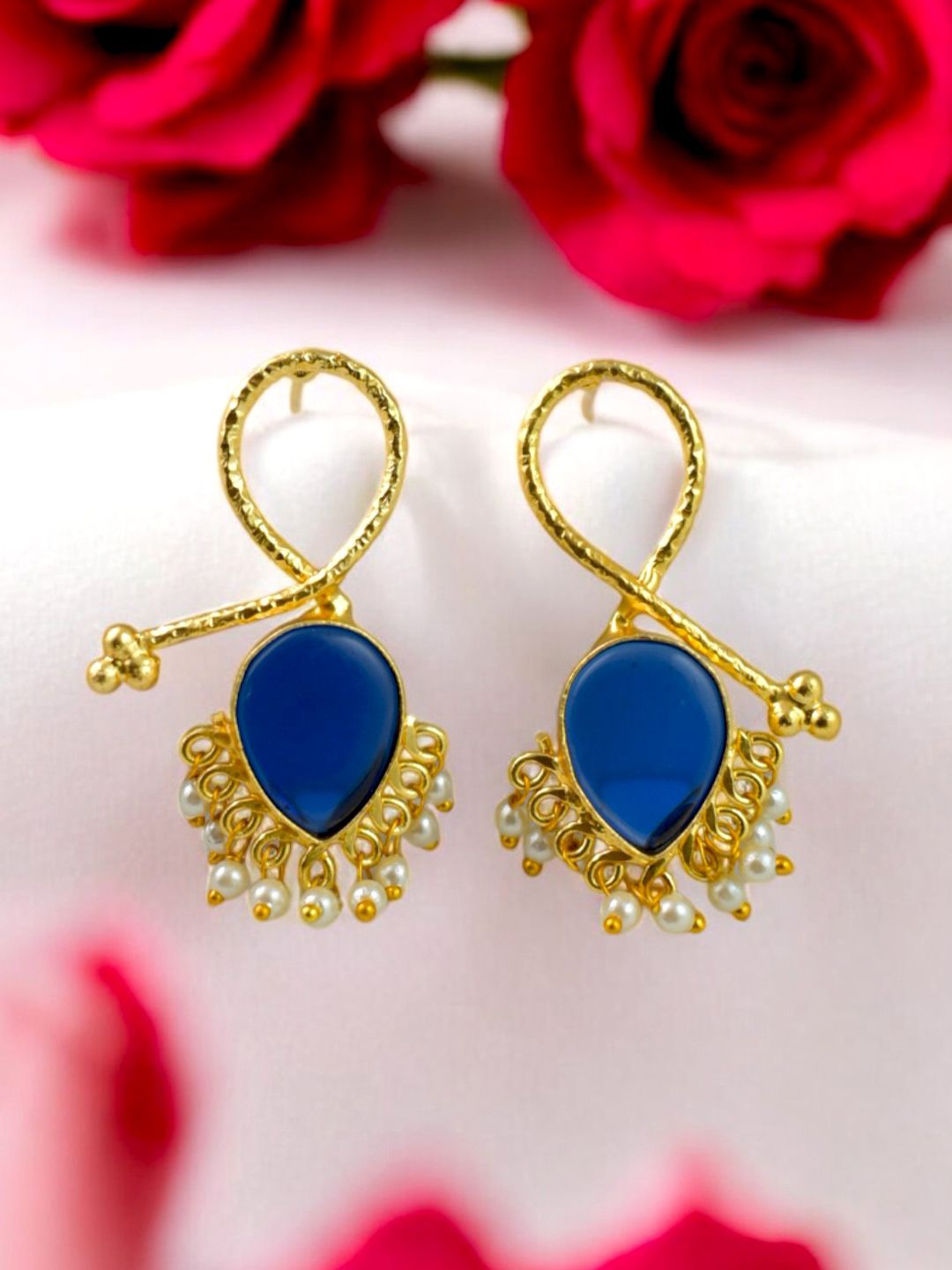 

TISHUL JEWELS Gold-Plated Artificial Stones Studded And Pearls Beaded Drop Earrings