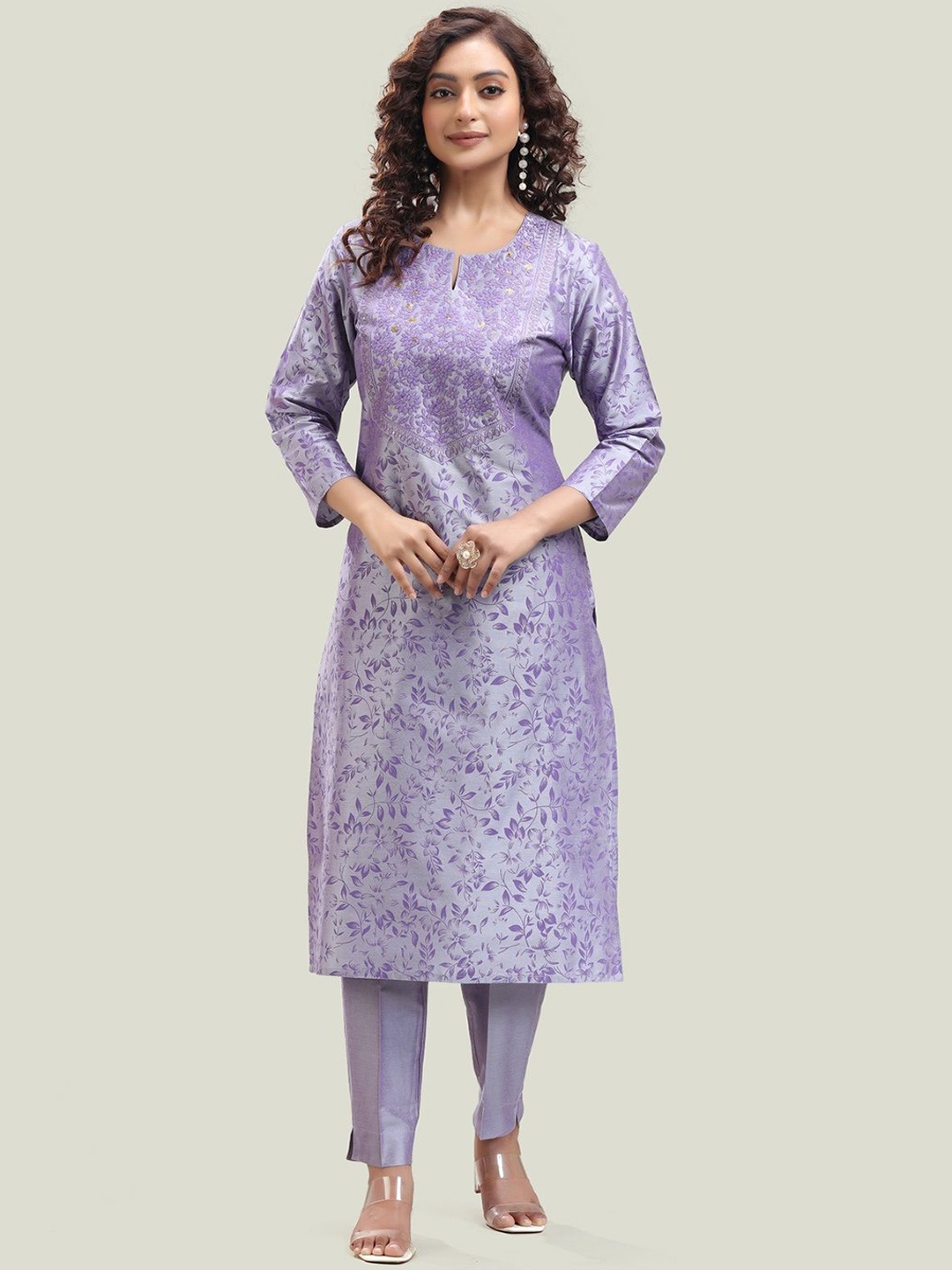 

COTTON CULTURE Floral Embroidered Thread Work Pure Silk Straight Kurta With Trousers, Lavender