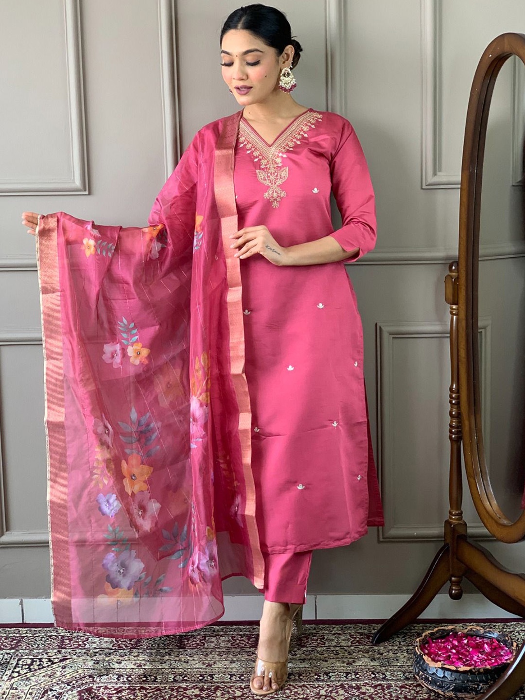 

KALINI Floral Embroidered V-Neck Straight Kurta With Trousers And Dupatta, Pink