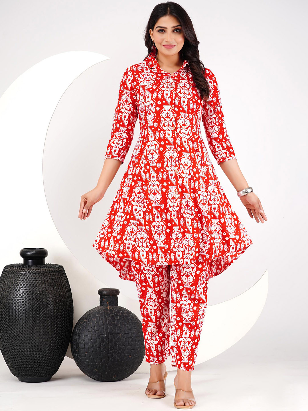 

Moda Rapido Ethnic Motifs Printed Shirt Collar Raw Silk Tunic With Trousers, Red