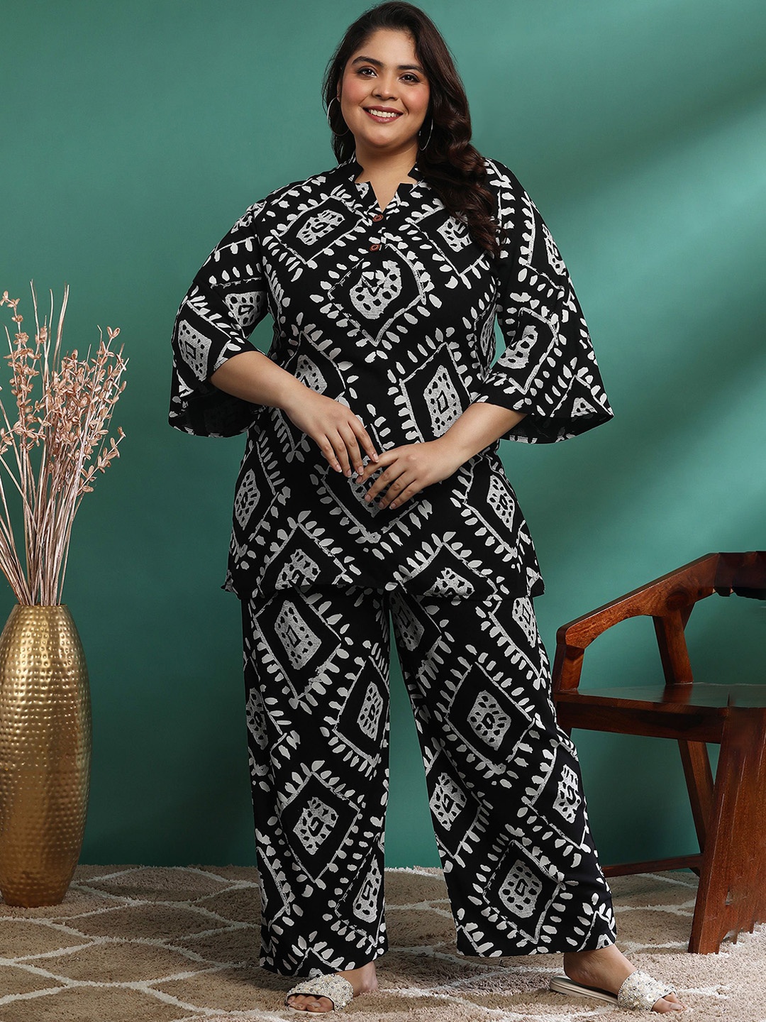 

KALINI Plus Size Printed Pure Cotton V-Neck Top And Trouser, Black