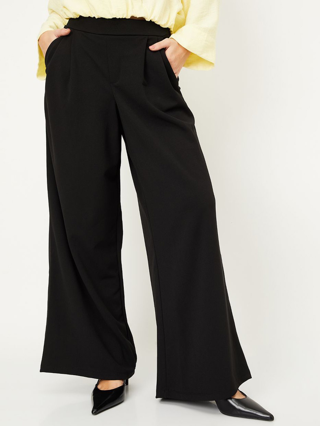 

max Women Regular Fit Trousers, Black