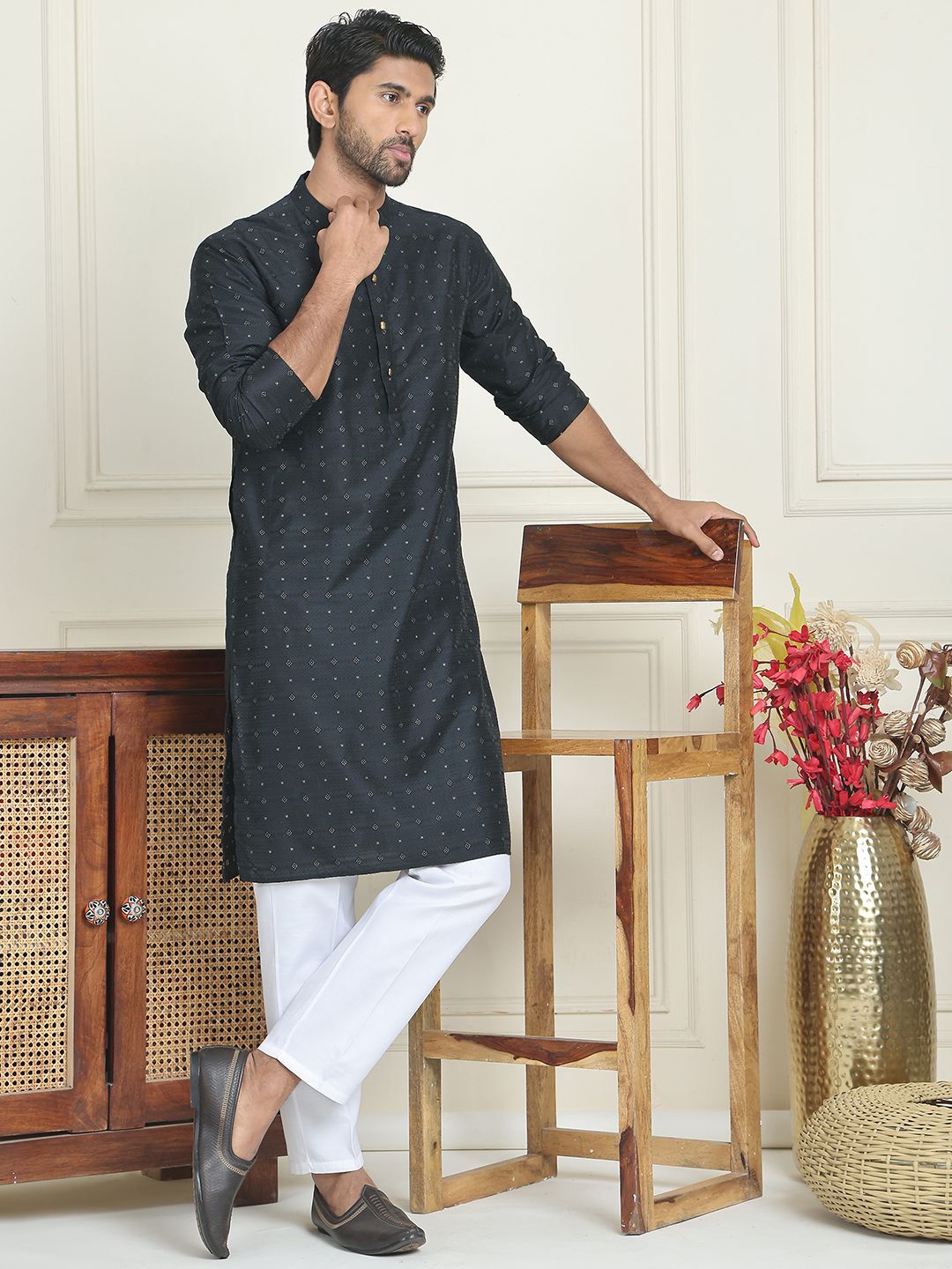 

Anouk Black Geometric Woven Design Mandarin Collar Straight Kurta With Pyjamas