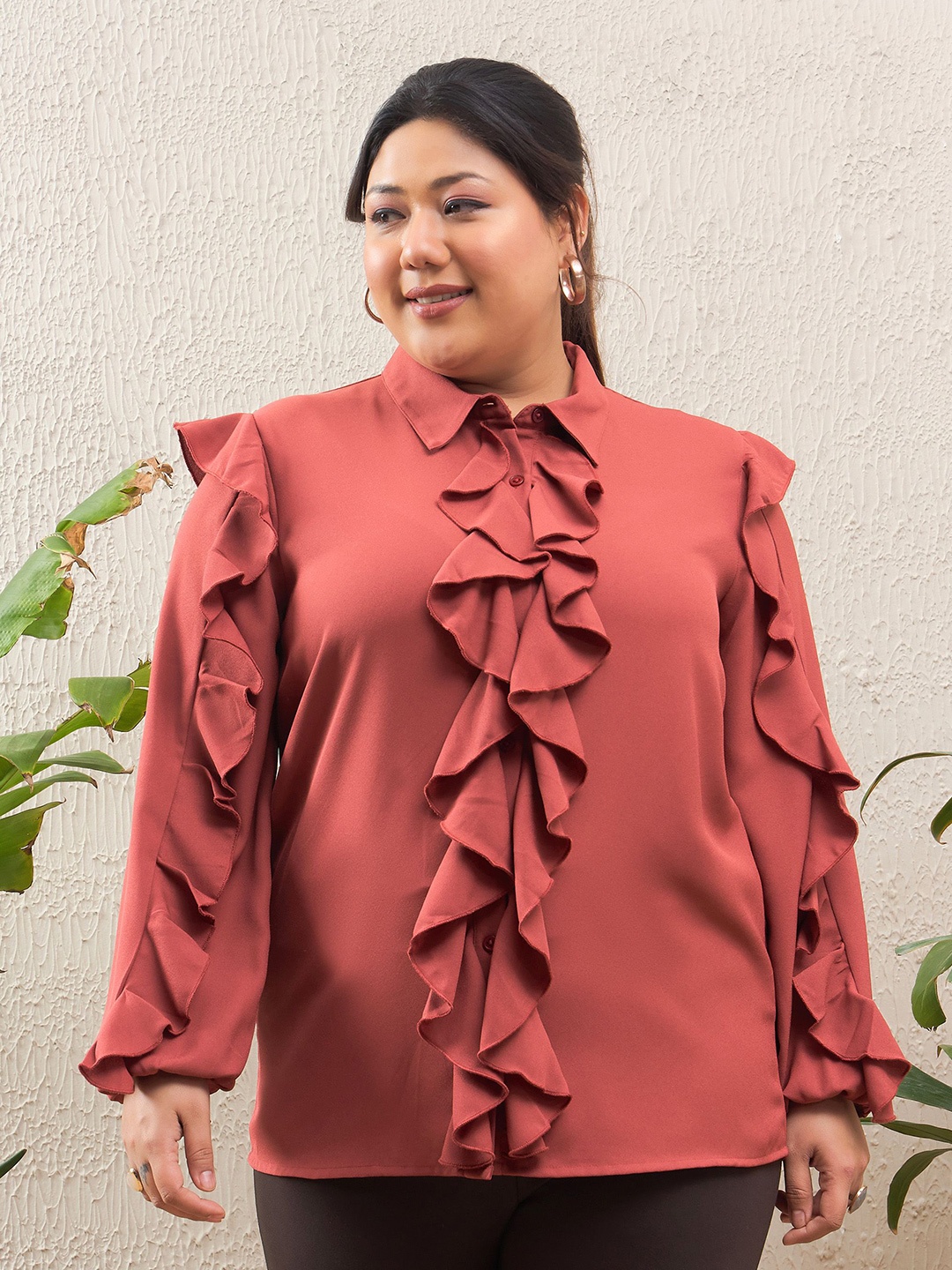 

SASSAFRAS Curve Women Plus Size Spread Collar Solid Casual Shirt, Peach