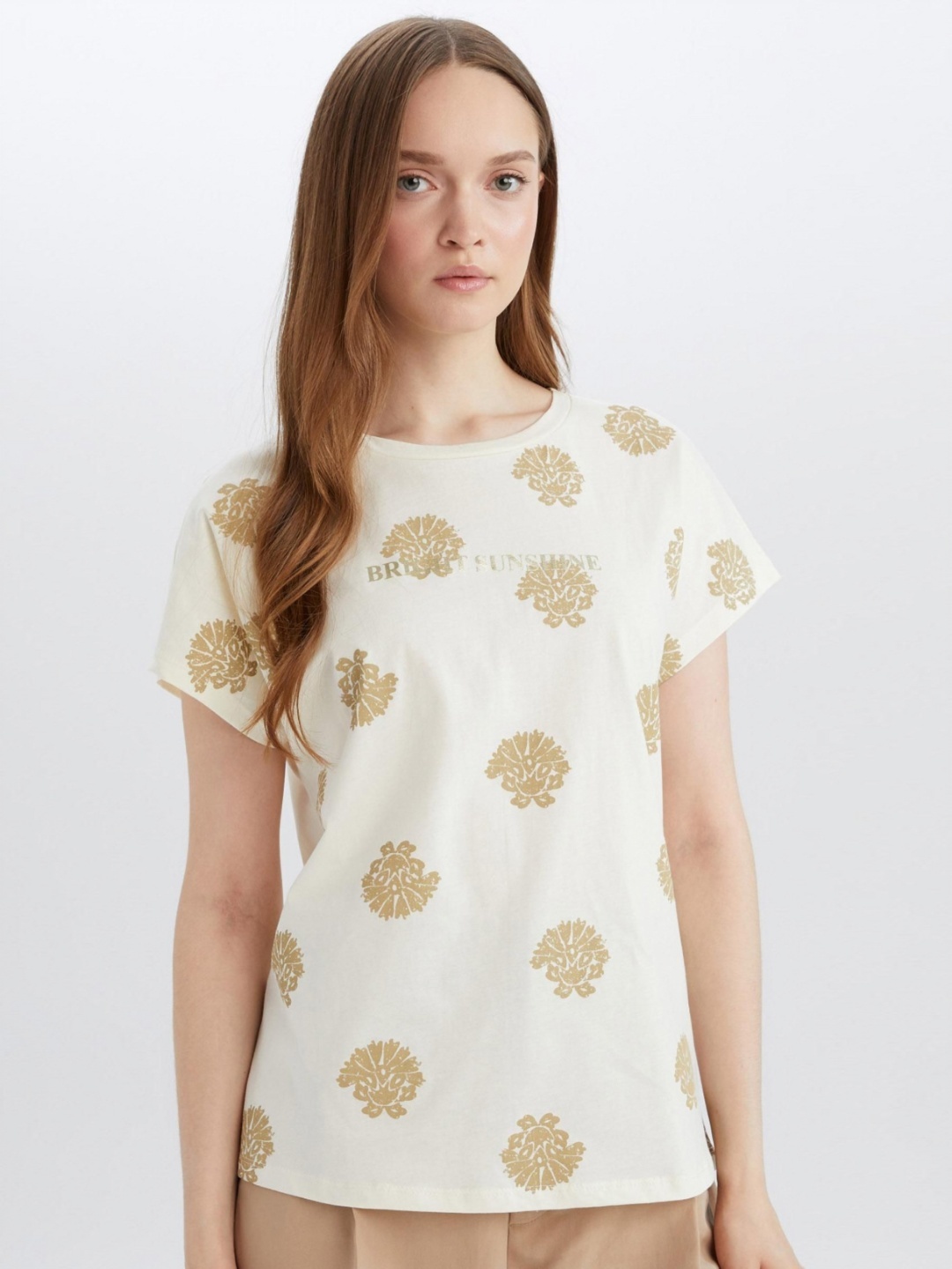 

DeFacto Women Conversational Printed Round Neck Cotton T-shirt, Na