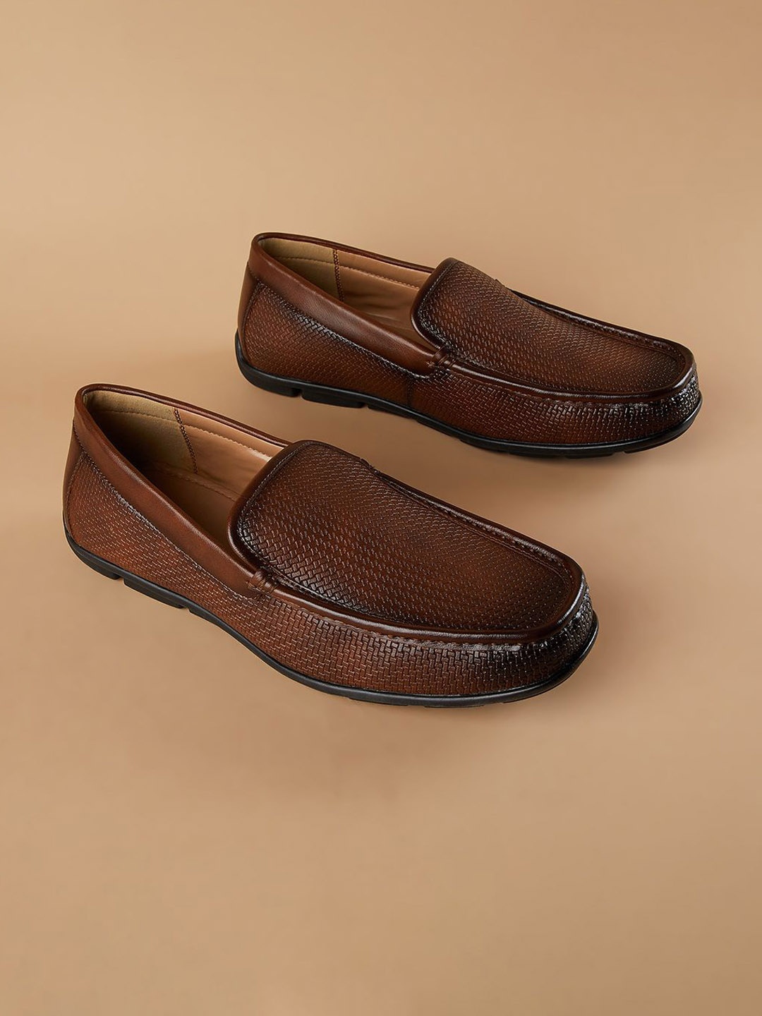 

CODE by Lifestyle Men Slip-On Sneakers, Tan