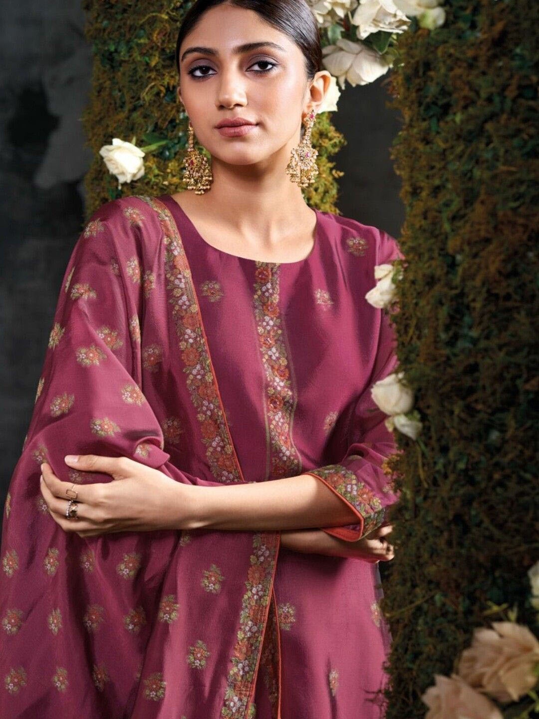 

KANHA TEXTILES Woven Design Pure Silk Unstitched Dress Material, Maroon