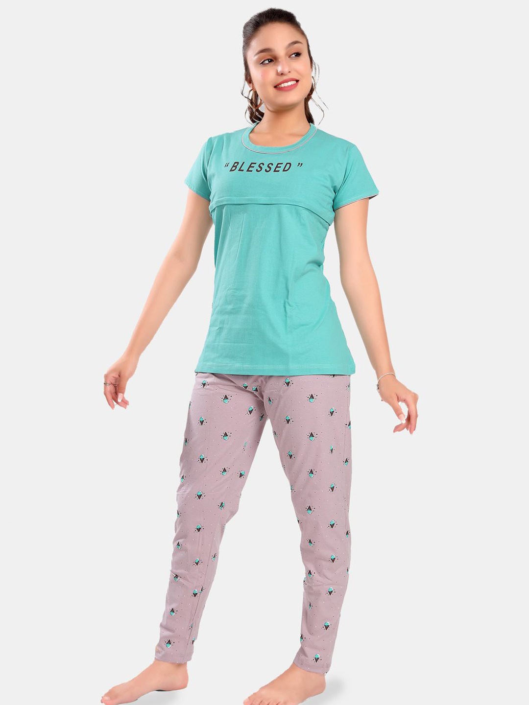 

SWEET MOON Typography Printed Round Neck T-Shirt With Pyjama, Blue