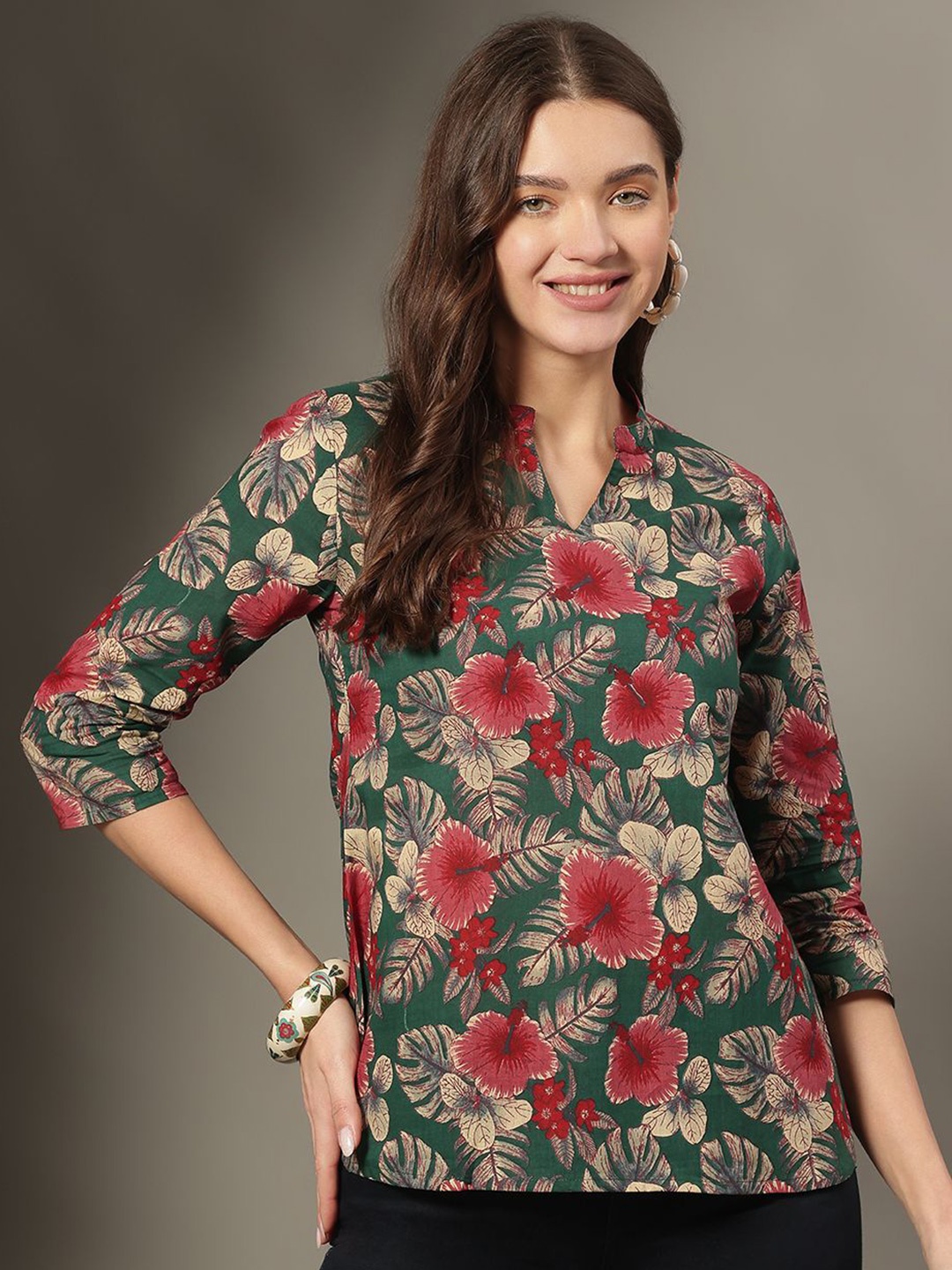 

JANAKDULARI CREATION Women Floral Print Mandarin Collar Cotton A-Line Top, Green