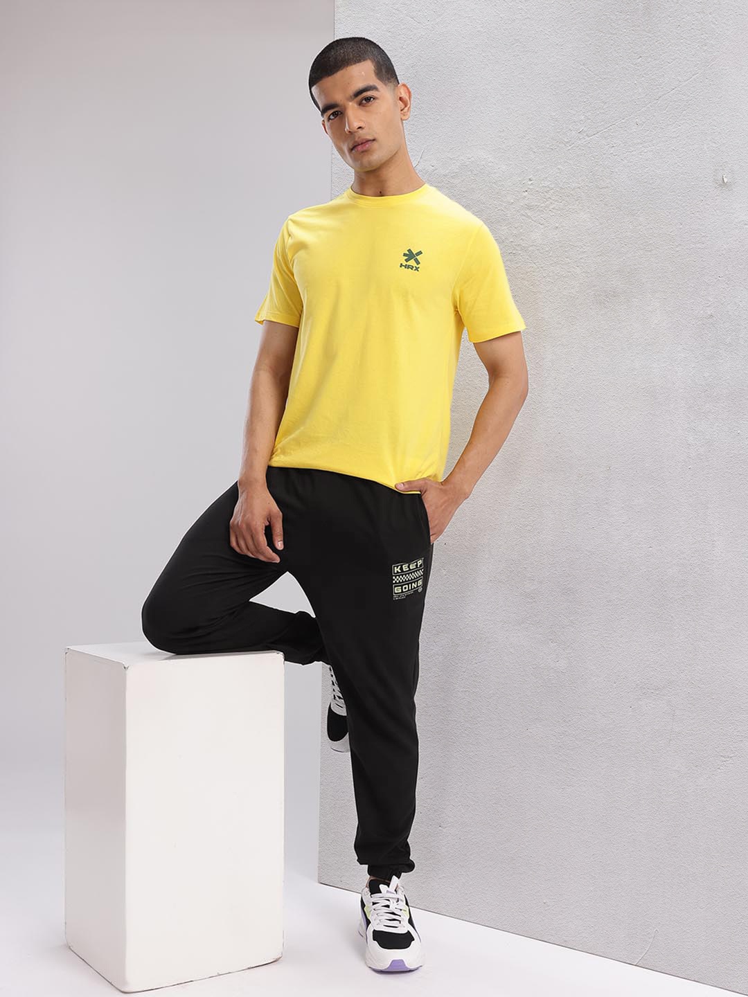 

HRX by Hrithik Roshan Men Lifestyle Joggers, Black