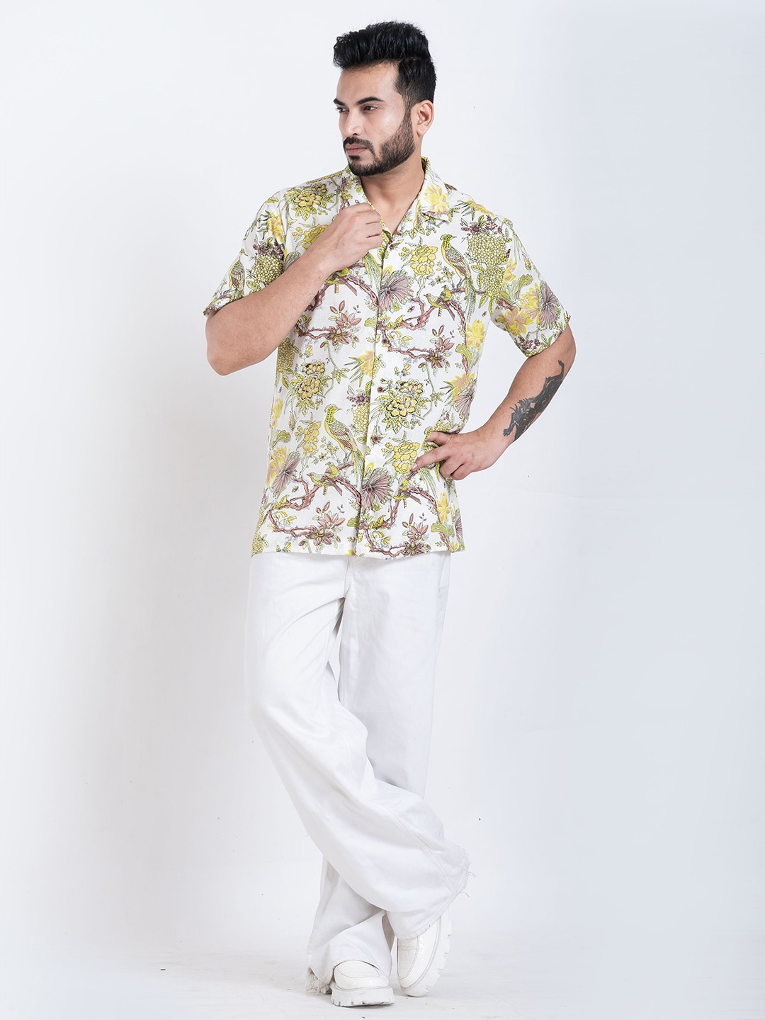 

Kartikeya Jaipur Men Straight Fit Cuban Collar Floral Printed Cotton Casual Shirt, Off white