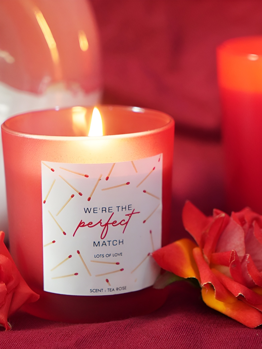 

Aura Valentines 9CD Frosted Glass Scented Candle with Corck, Red