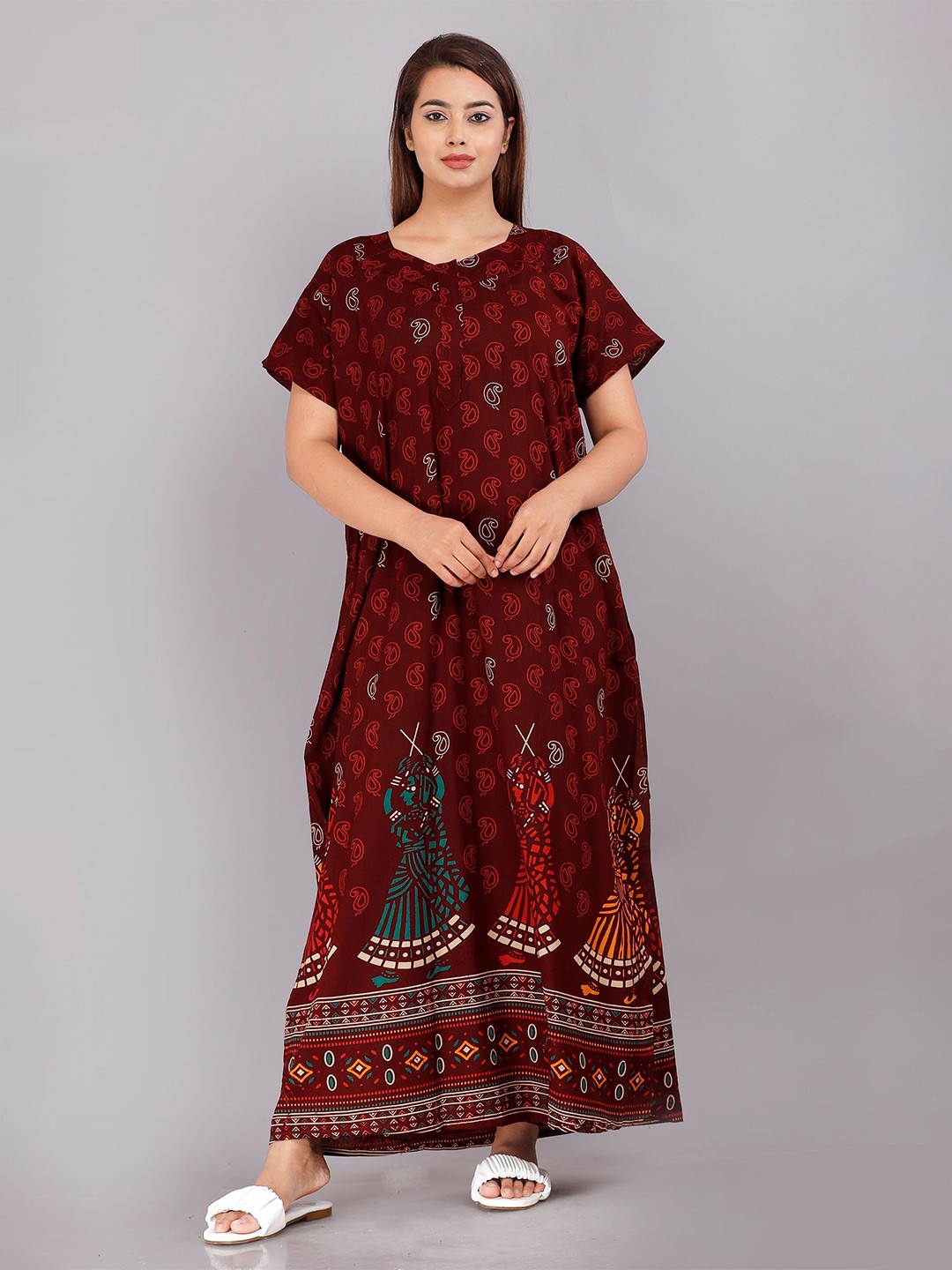 

PR PINK ROYAL Women Printed Maxi Nightdress, Maroon