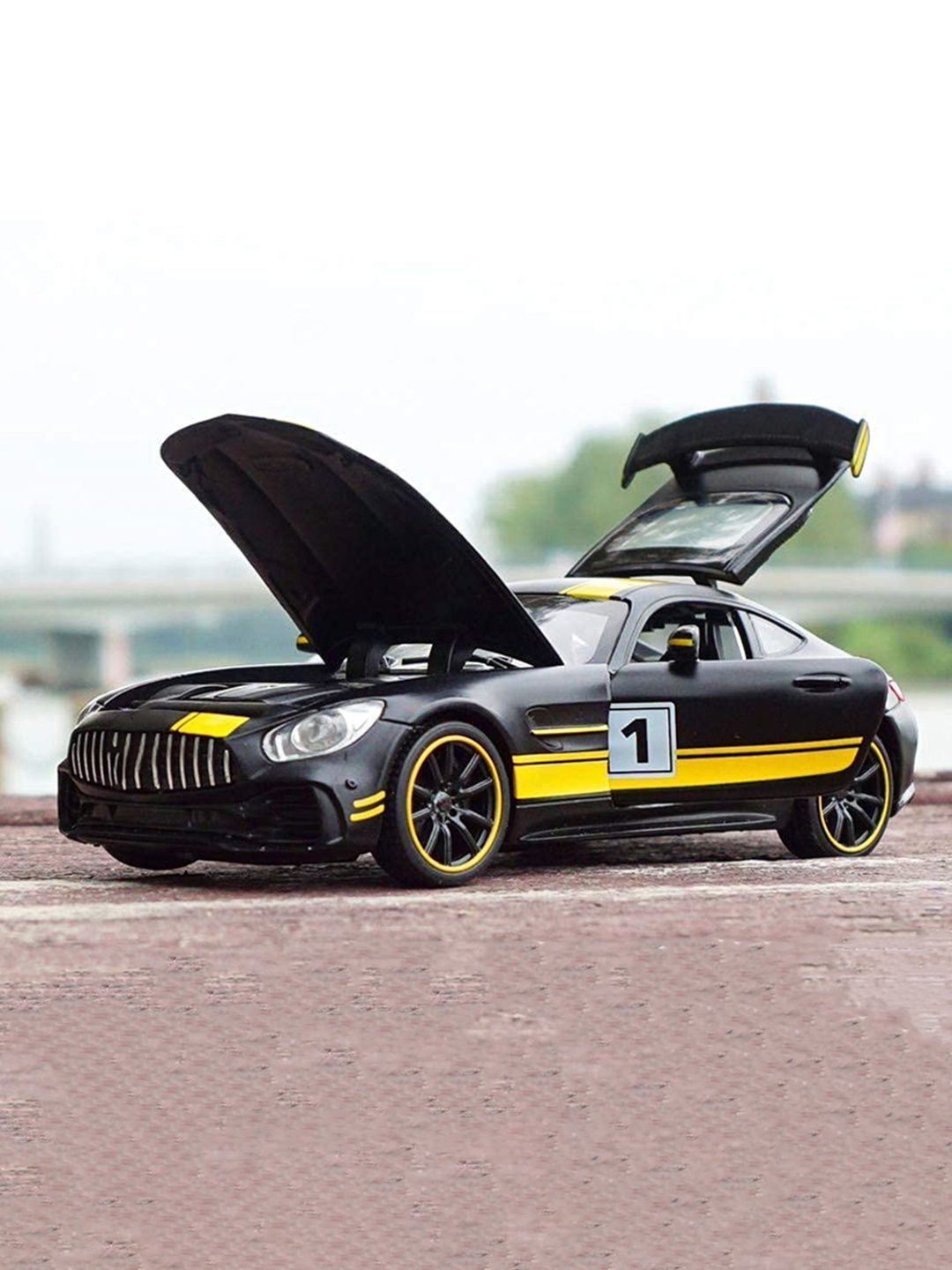 

DEUSON ECOM Kids 1:32 Die cast Metal Light Sound Pull Back Car Toy, Black