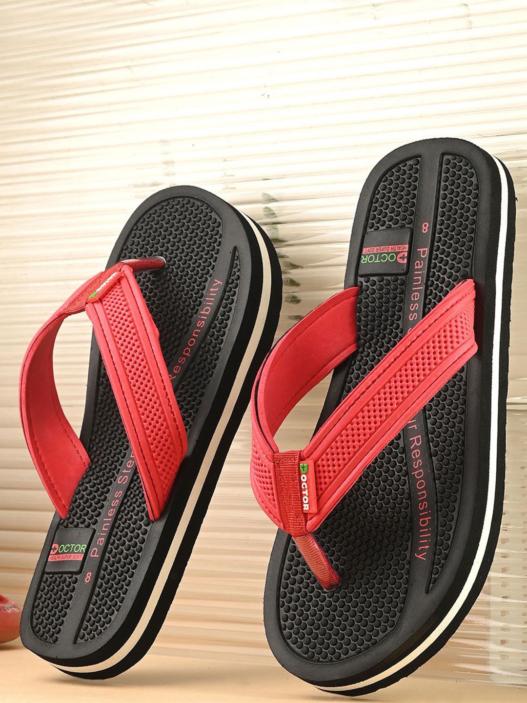

DOCTOR HEALTH SUPER SOFT Men Thong Flip-Flops, Black