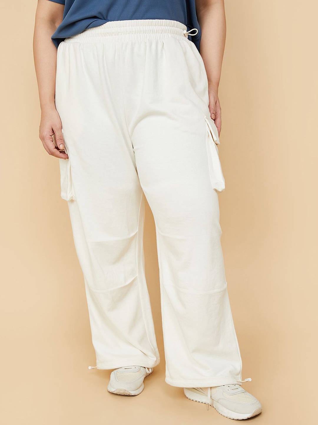 

max Women Plus Size Solid Cargo Parachute Track Pants, Off white