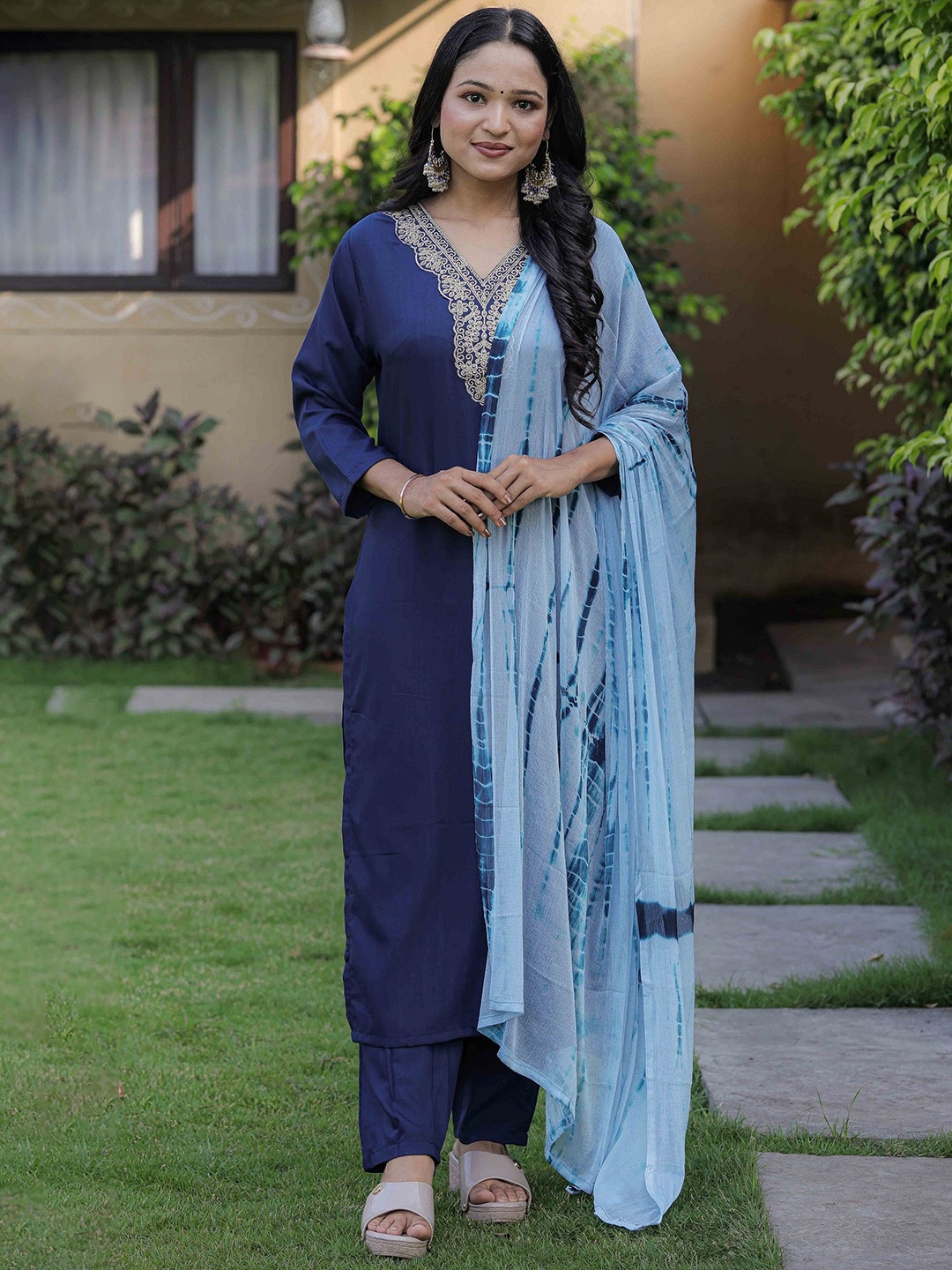 

Moda Rapido Floral Embroidered V Neck Zari Work Kurta With Trousers And Dupatta, Blue