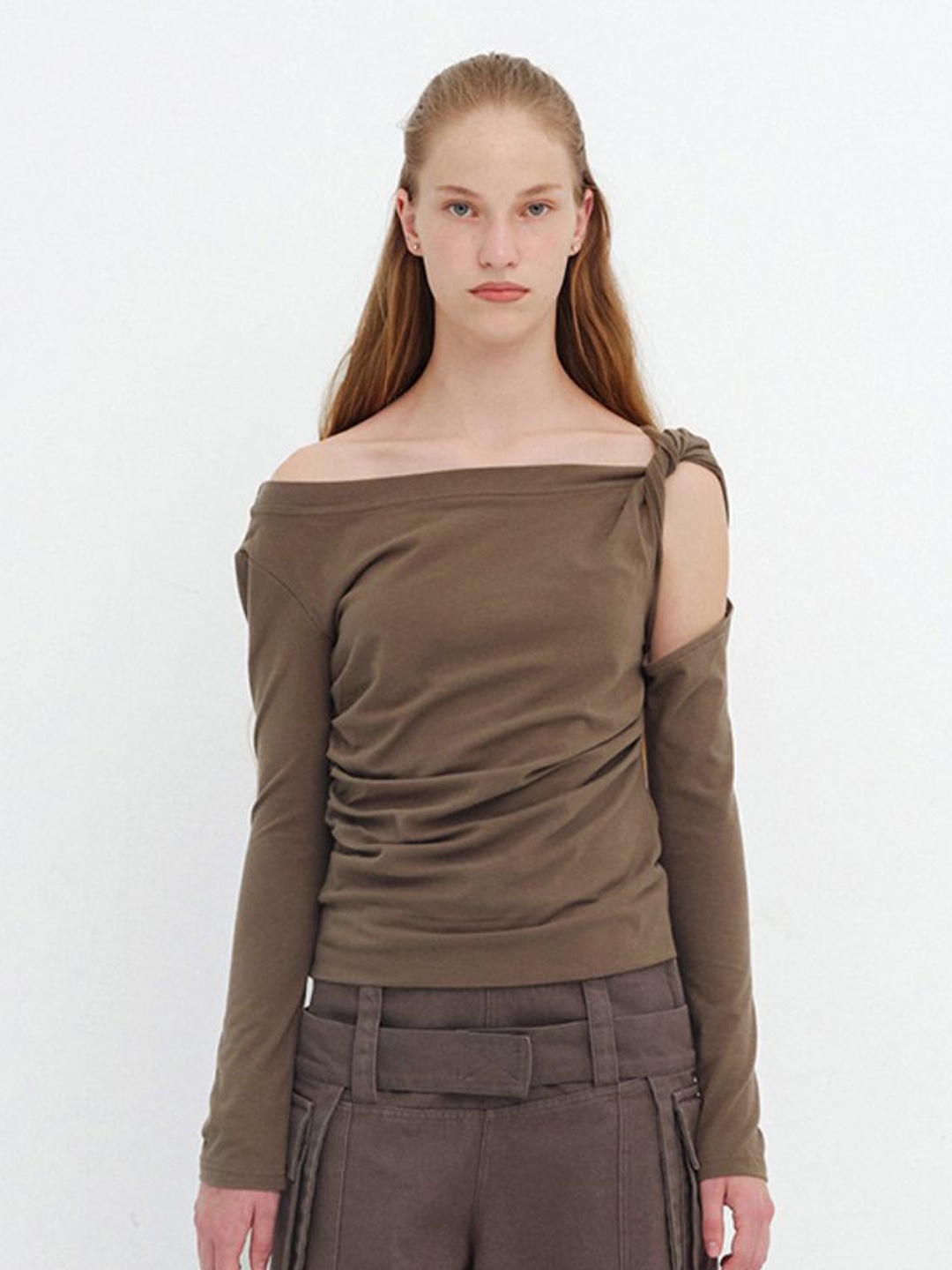 

StyleCast Women Solid Off-Shoulder Top, Brown