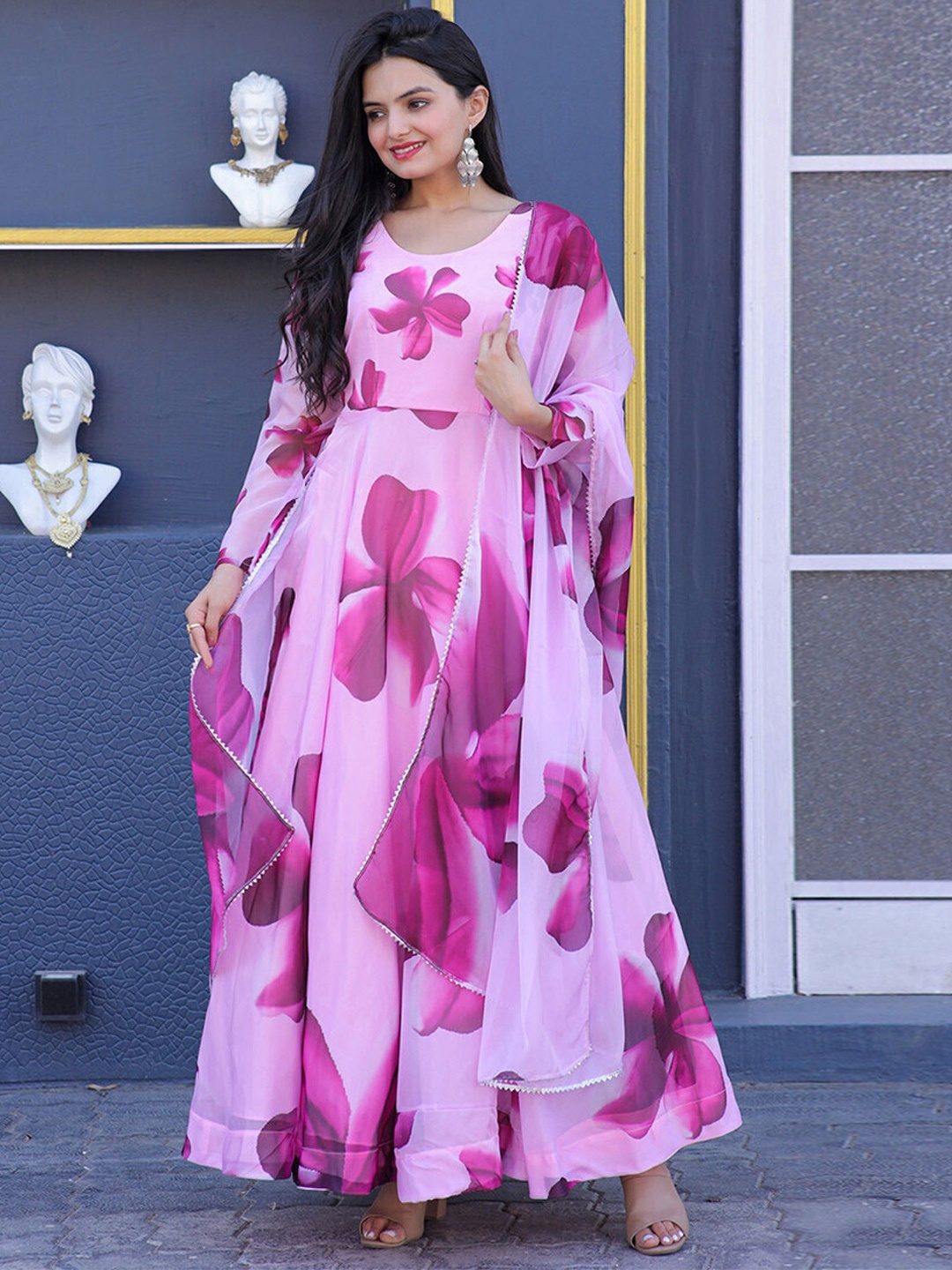 

Femvy Women loral Printed Maxi Dress With Dupatta, Pink