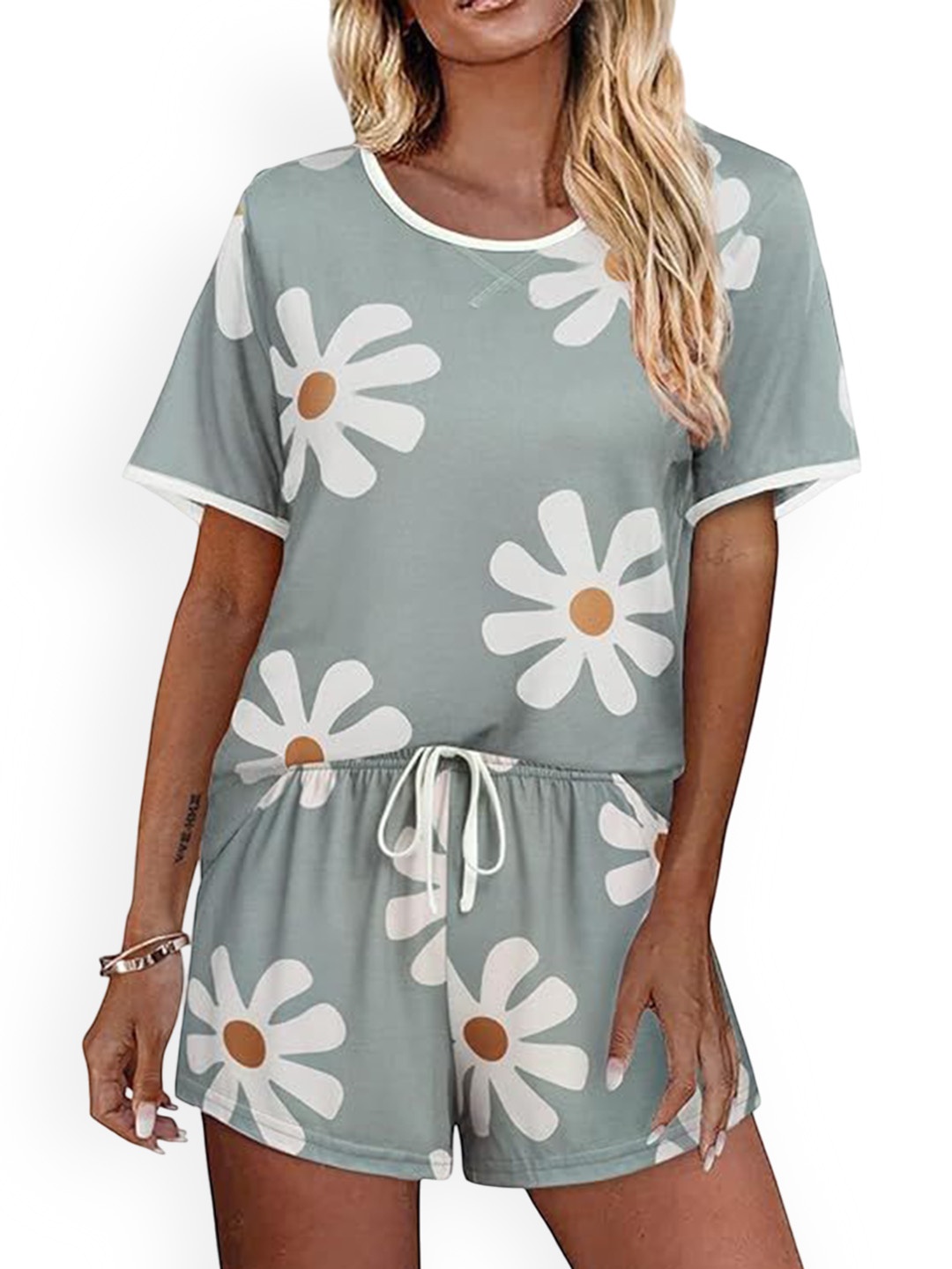 

Beera Women Printed Night suit, Green