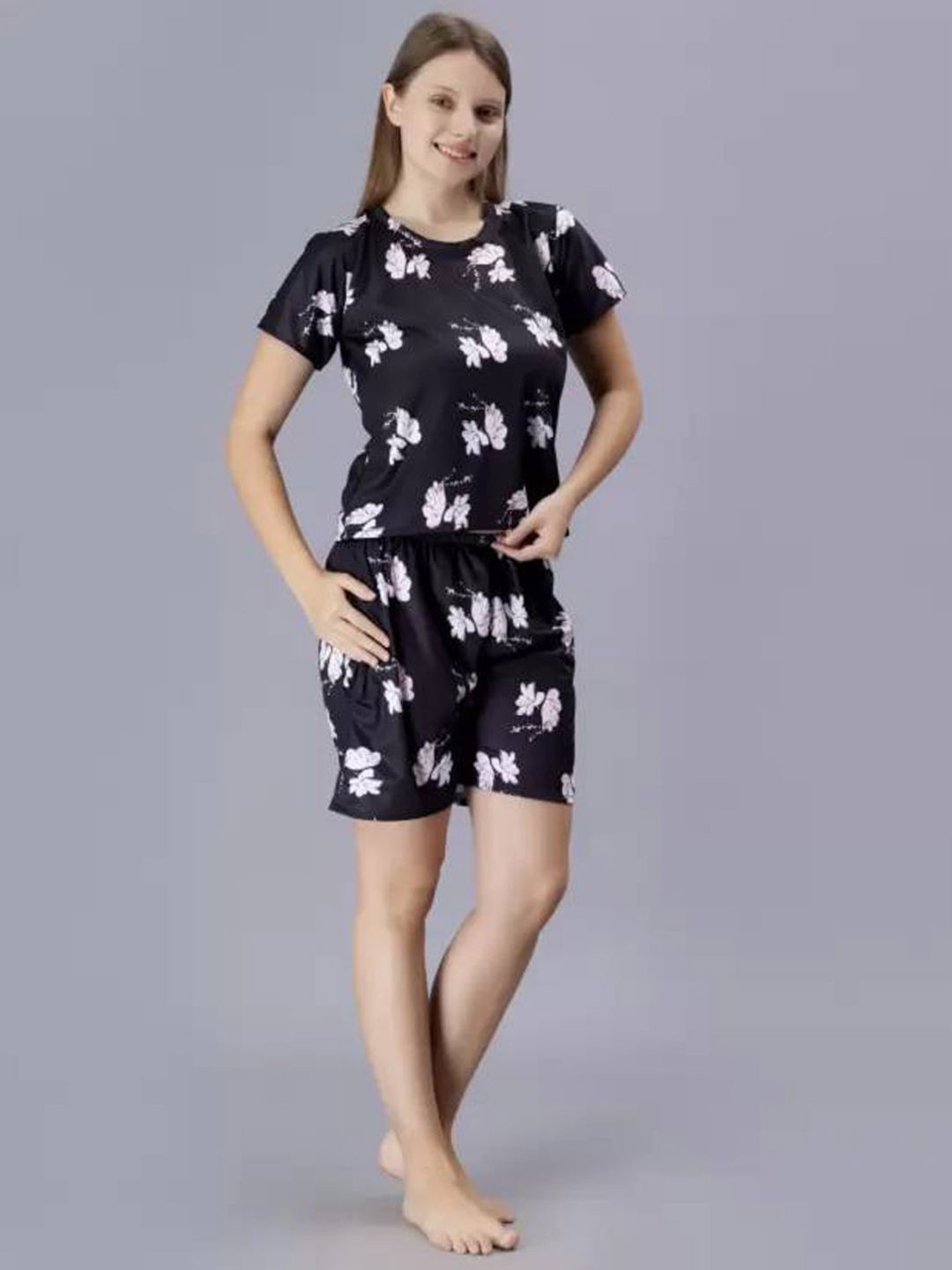 

Beera Women Printed Night suit, Black