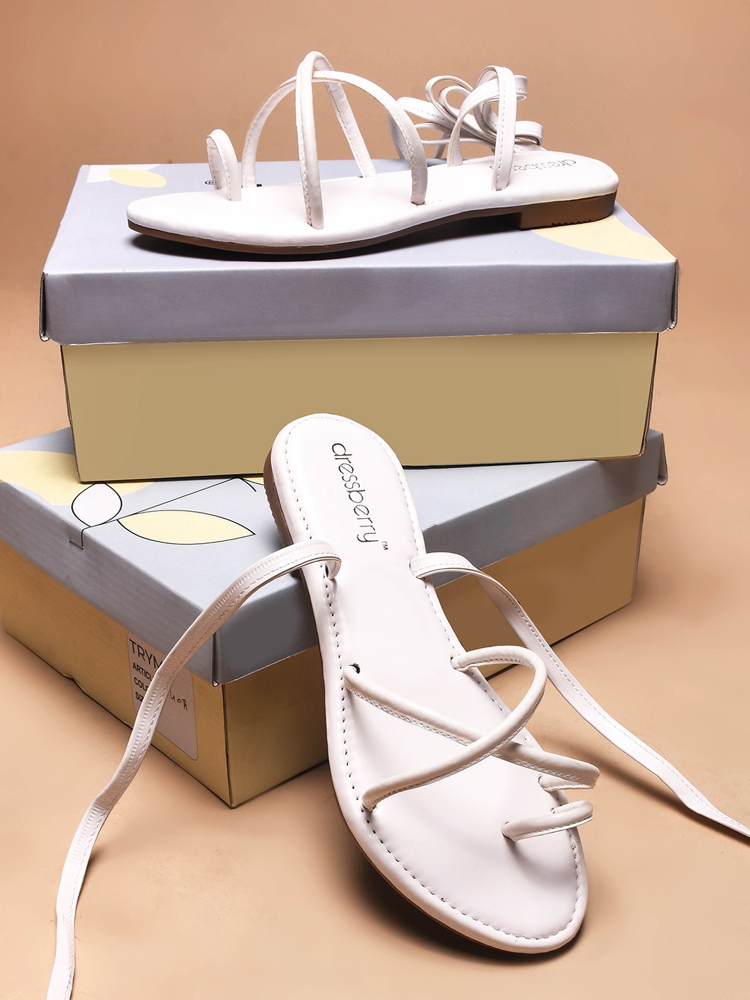 

DressBerry Women One Toe Flats, White