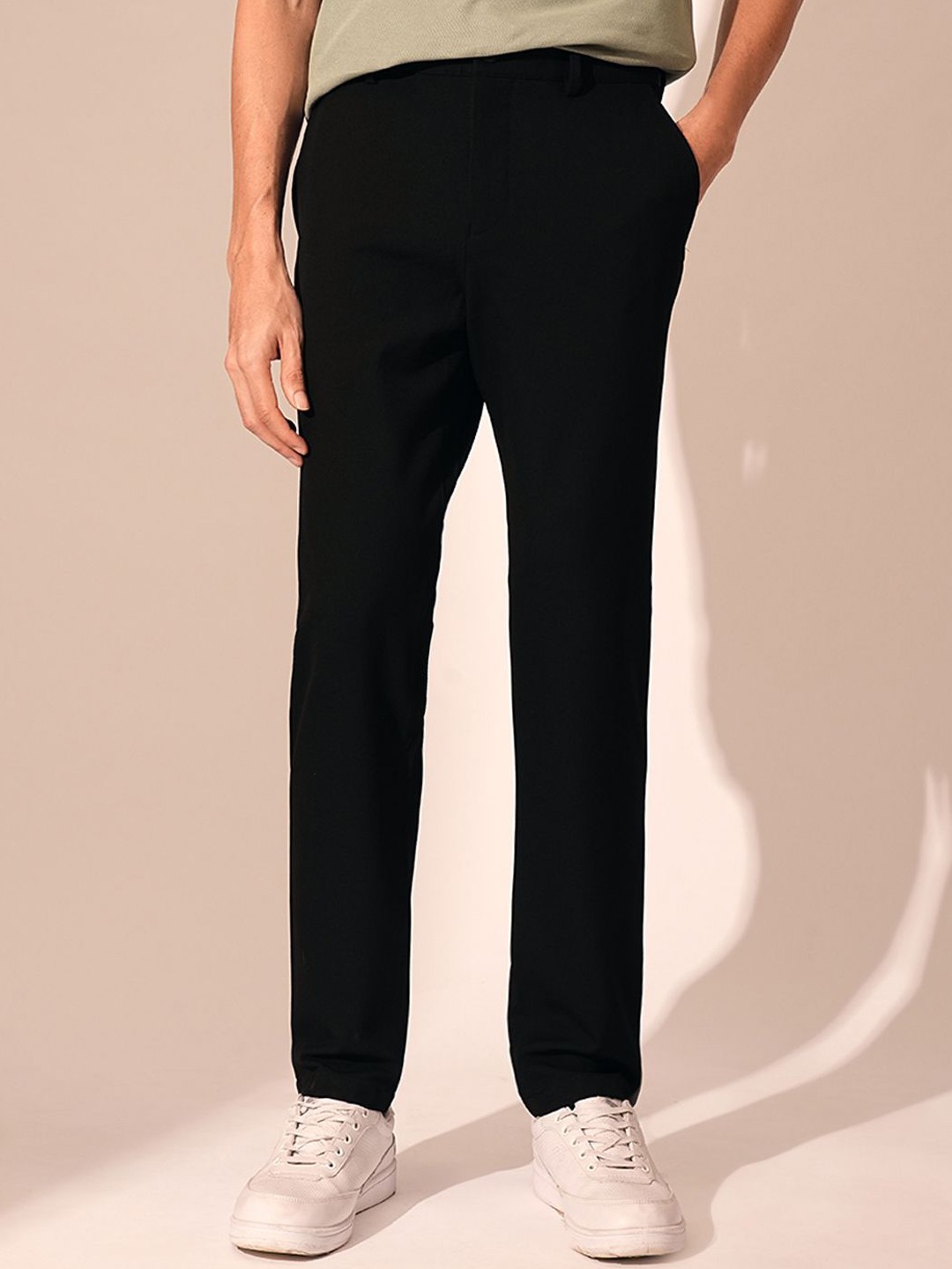 

SELECTED Men Black Straight Fit Mid-Rise Trousers