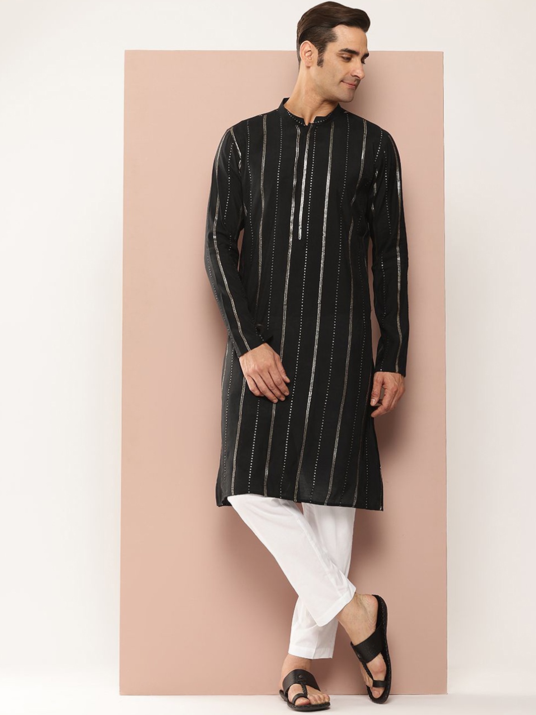 

See Designs Mandarin Collar Geometric Embroidered Sequinned Chanderi Silk Straight Kurta, Black