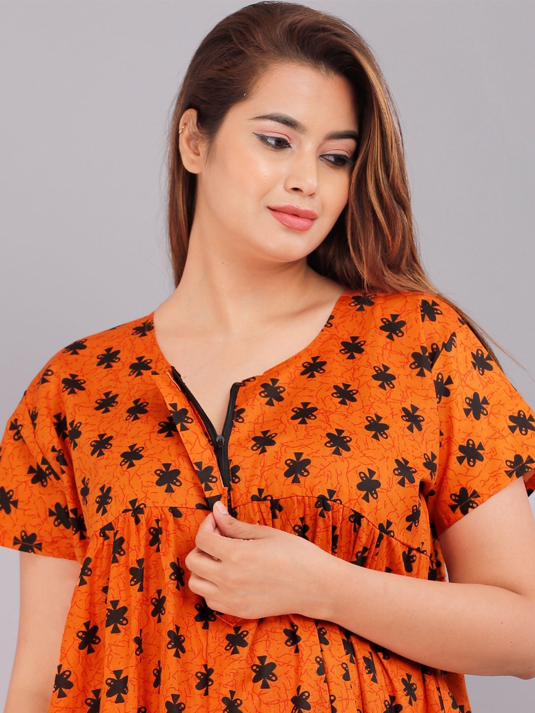 

PR PINK ROYAL Women Printed Pure Cotton Maxi Nightdress, Orange