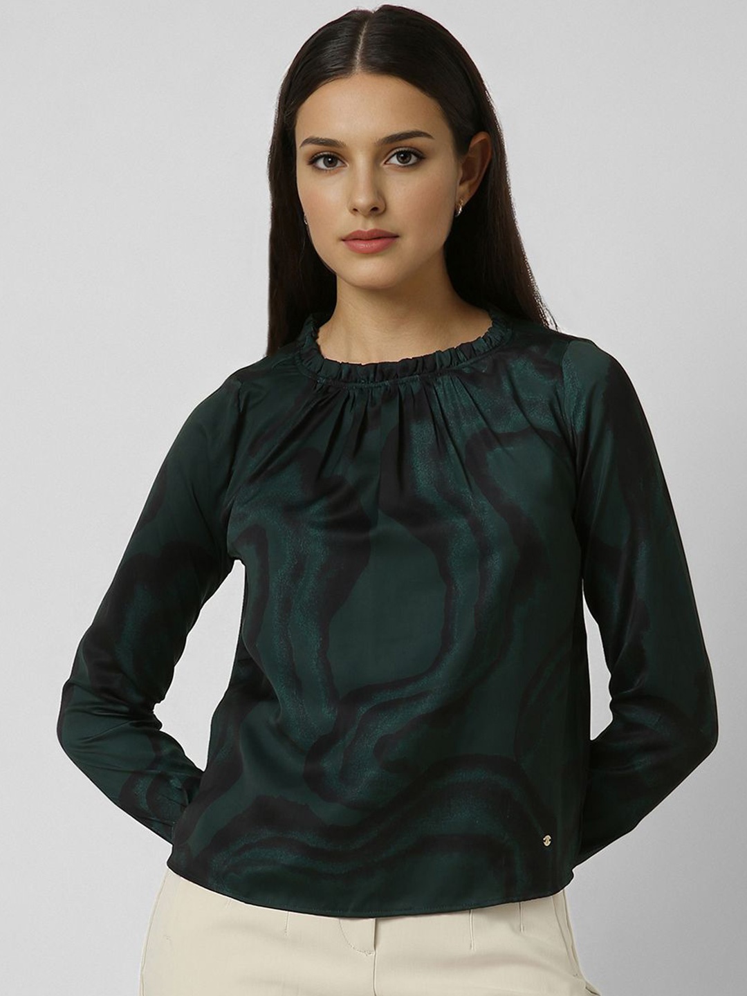 

Van Heusen Woman Abstract Printed Round Neck Regular Top, Green