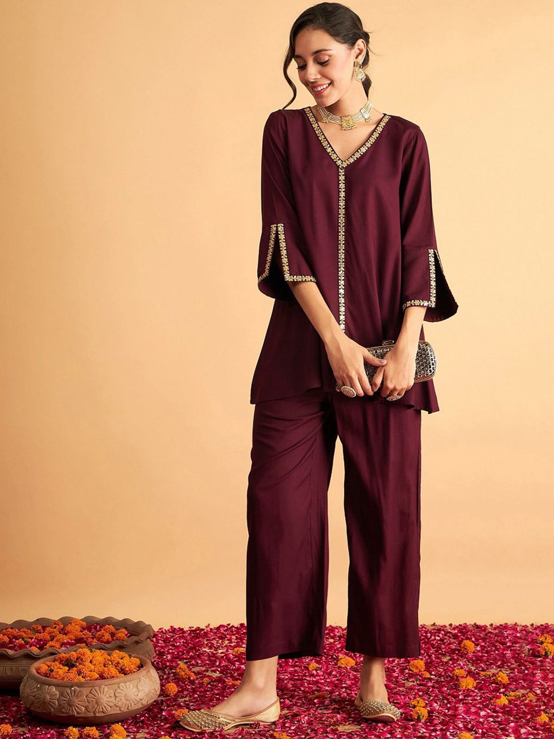 

choiceit Floral Sequence Embellished V-Neck Top With Palazzo, Maroon