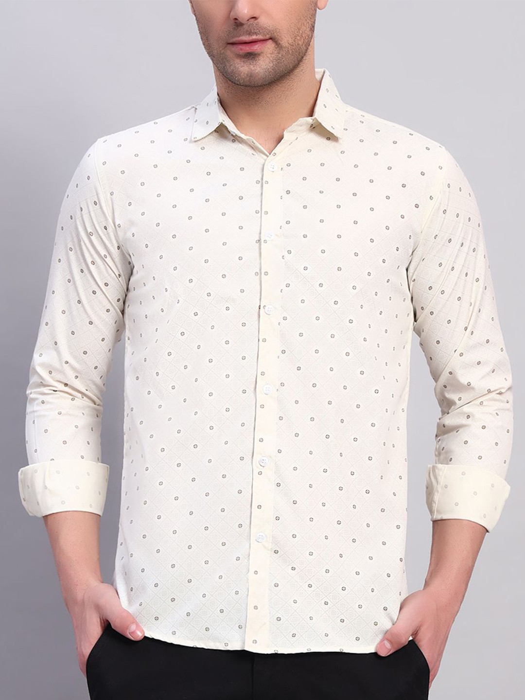

YOUTH FIRST Men Premium Fit Spread Collar Floral Printed Casual Shirt, Cream