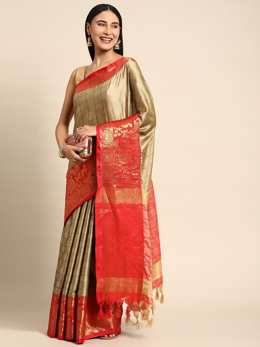 

DIVASTRI Women Woven Design Zari Banarasi Saree, Beige