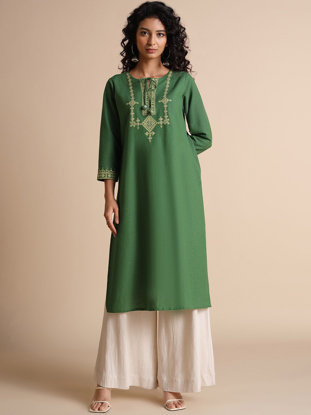 

Global Desi Ethnic Motifs Embroidered Tie-Up Neck Zari Straight Kurta, Green