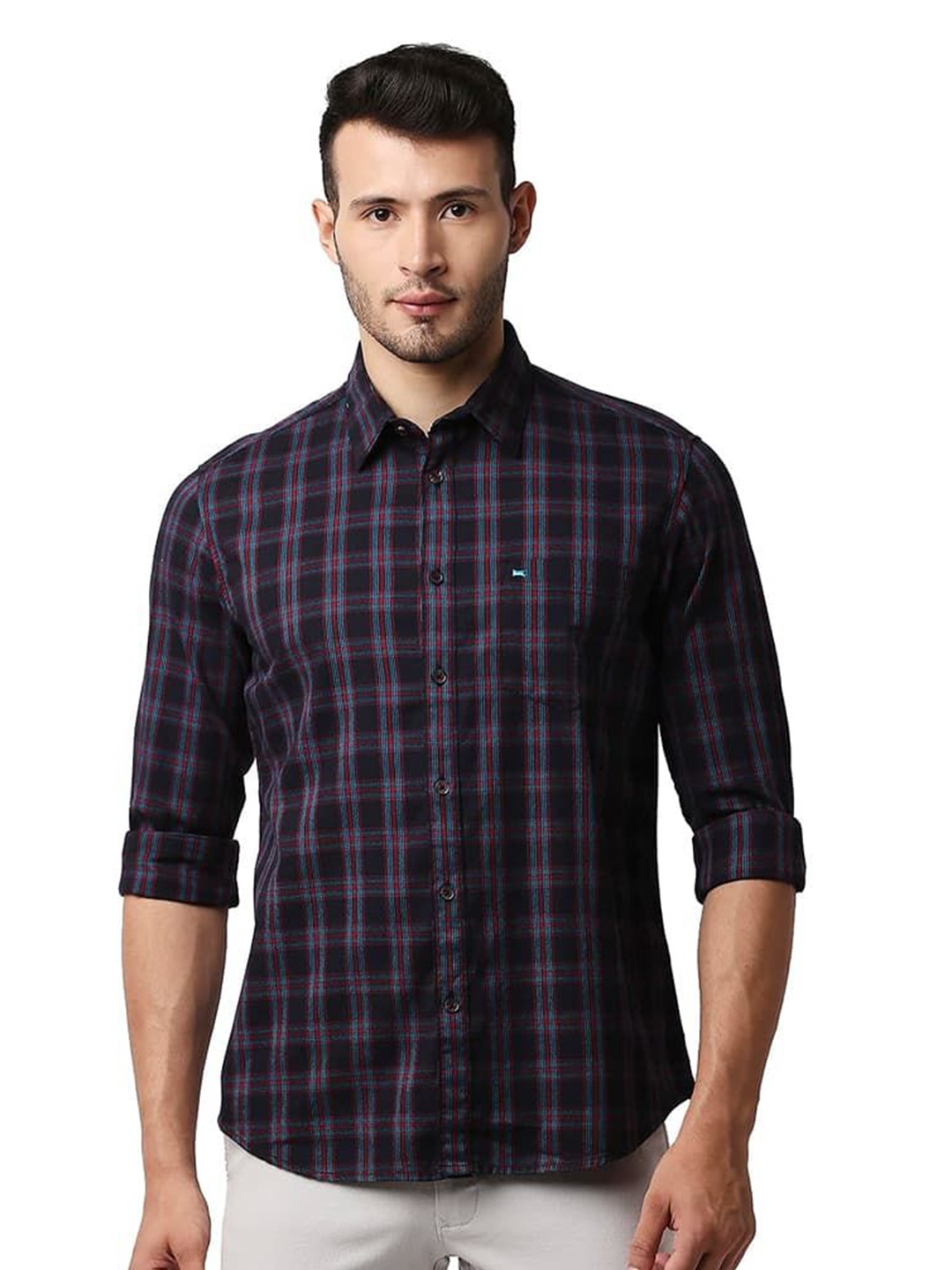 

Basics Men Relaxed Fit Spread Collar Checked Cotton Casual Shirt, Navy blue