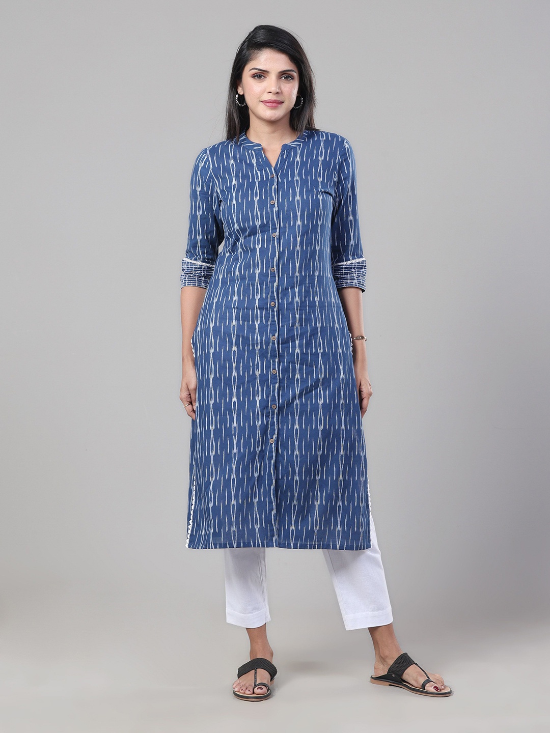 

Vismay Abstract Printed Mandarin Collar Cotton Straight Kurta, Navy blue