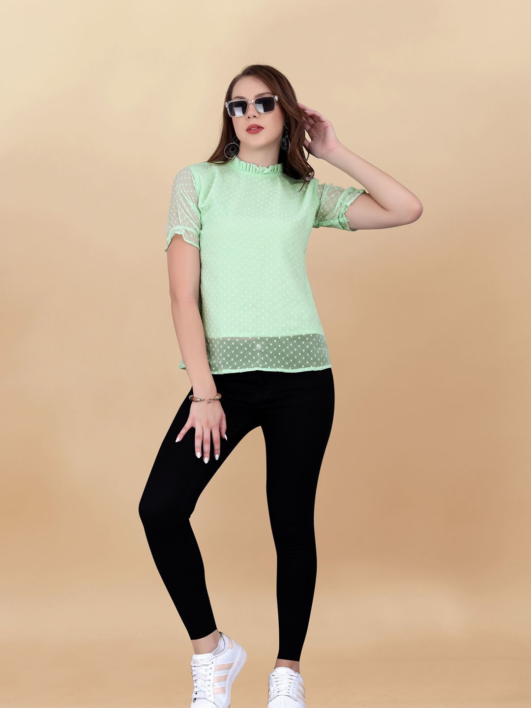 

Sidhidata Round Neck Georgette Top, Green