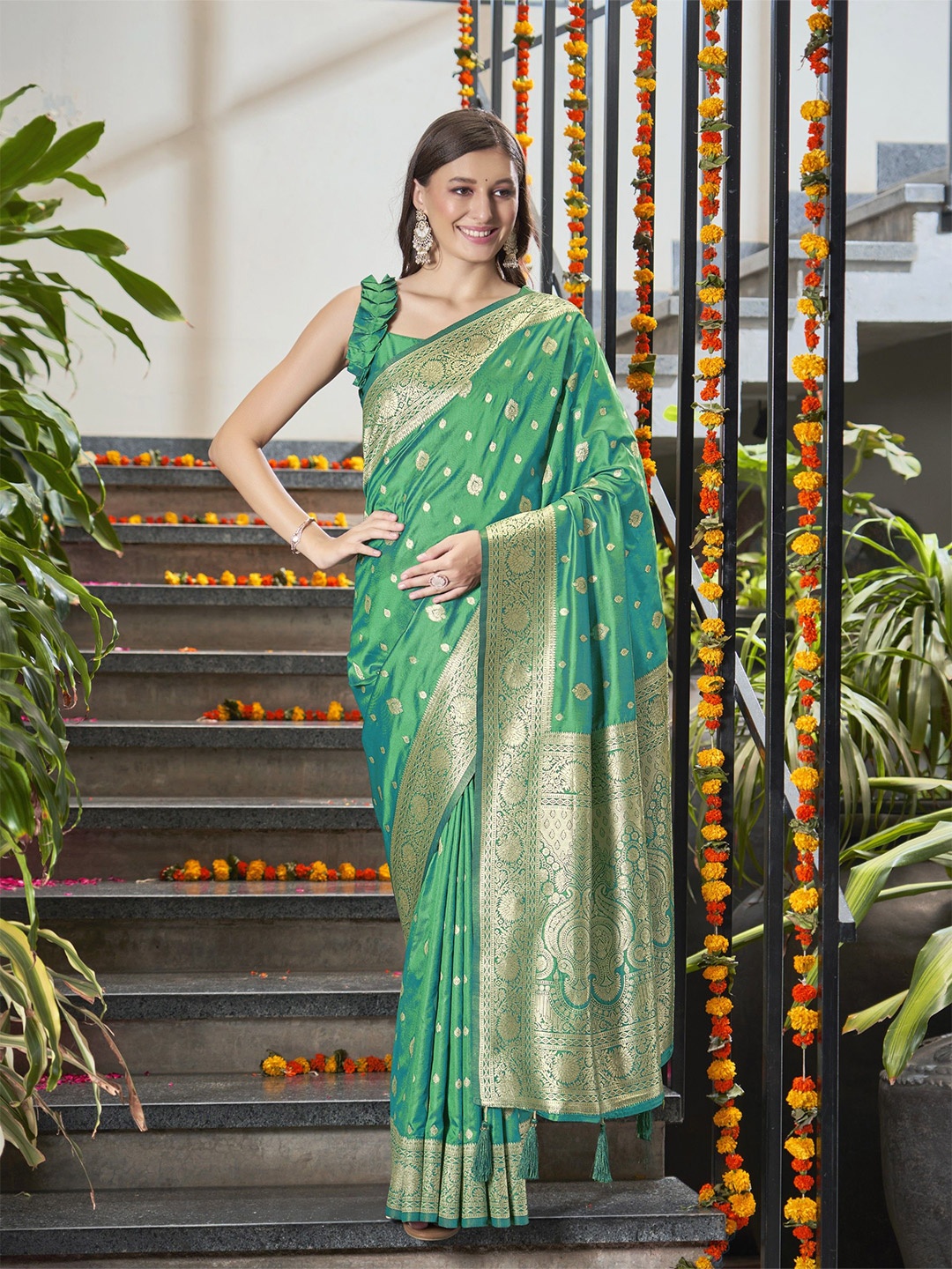 

SAREETHNIC Ethnic Motifs Woven Design Zari Pure Silk Banarasi Saree, Sea green