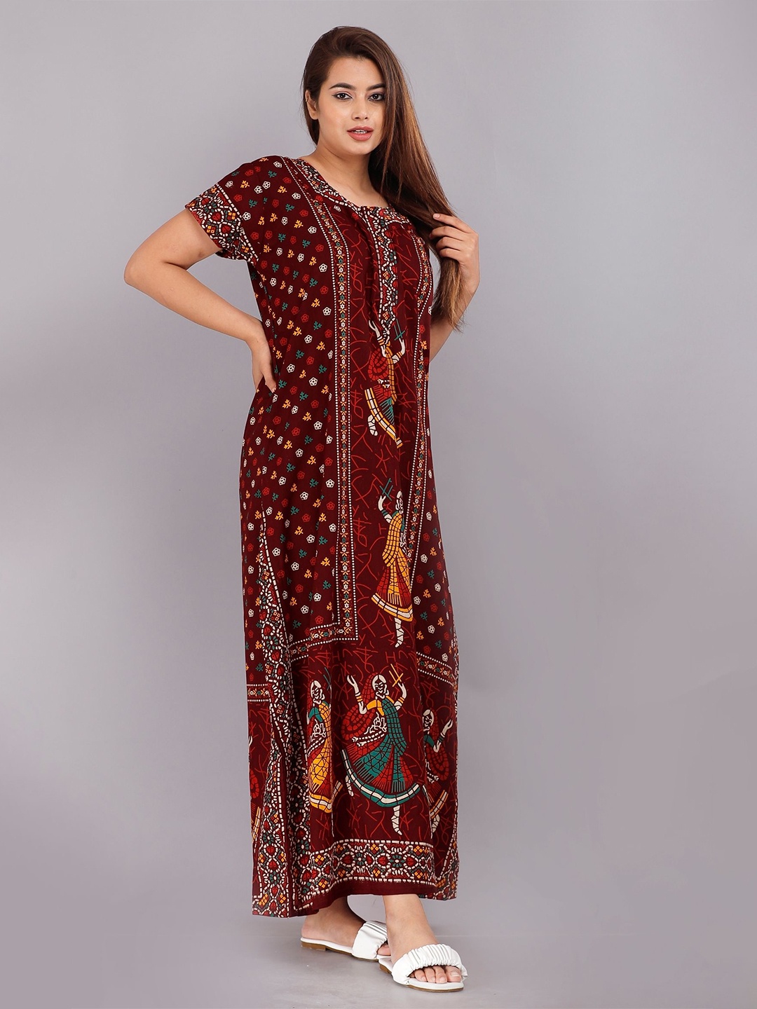 

PR PINK ROYAL Women Printed Pure Cotton Maxi Nightdress, Maroon