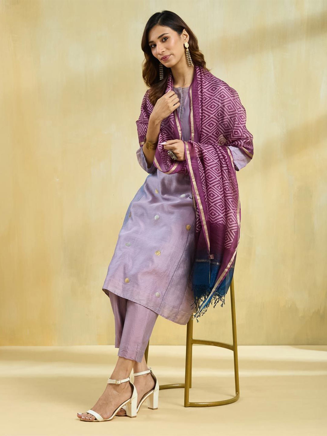 

Fabindia Geometric Printed Block Print Technique Dupatta, Purple