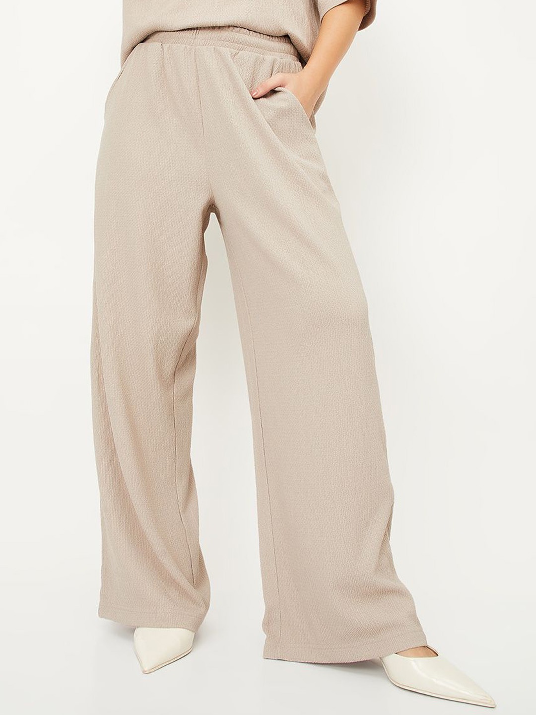 

max Women Loose Fit Trousers, Beige