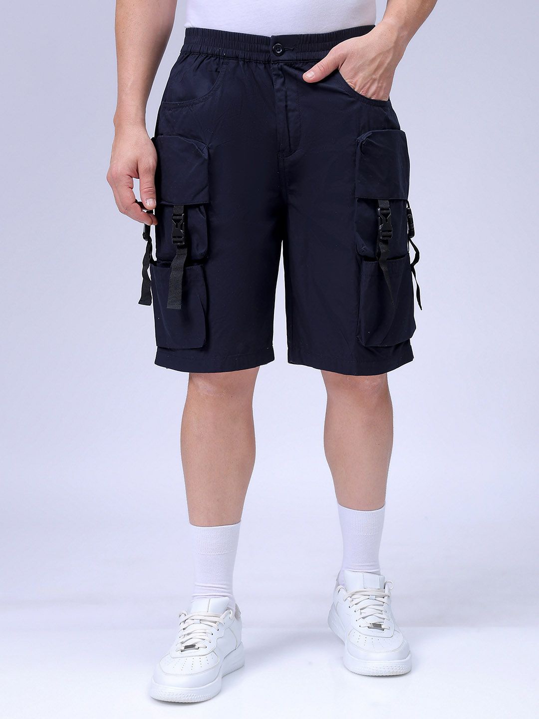 

The Indian Garage Co Men Relaxed Fit Pure Cotton Utility Cargo Shorts, Navy blue